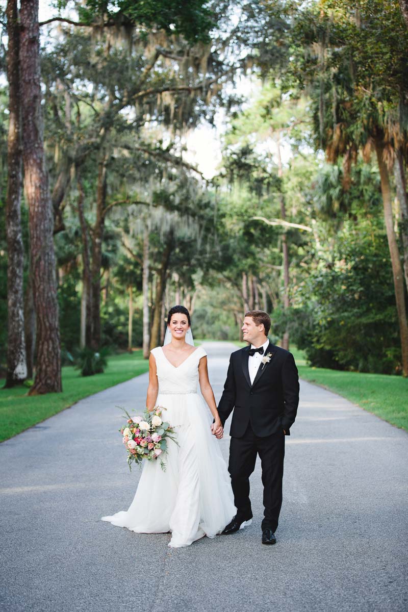 izzy-hudgins-photography-montage-palmetto-bluff-lowcountry-wedding-ideas-77