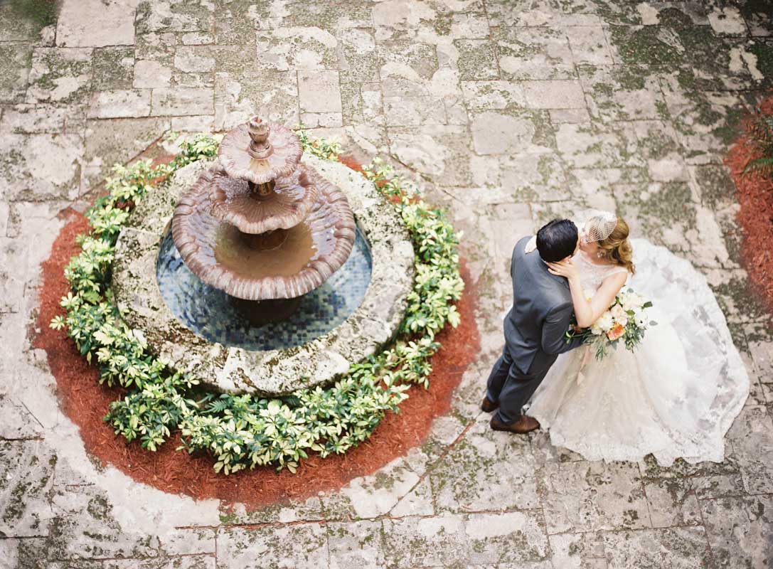 bride-and-groom-fountain-ozzy-garcia-31