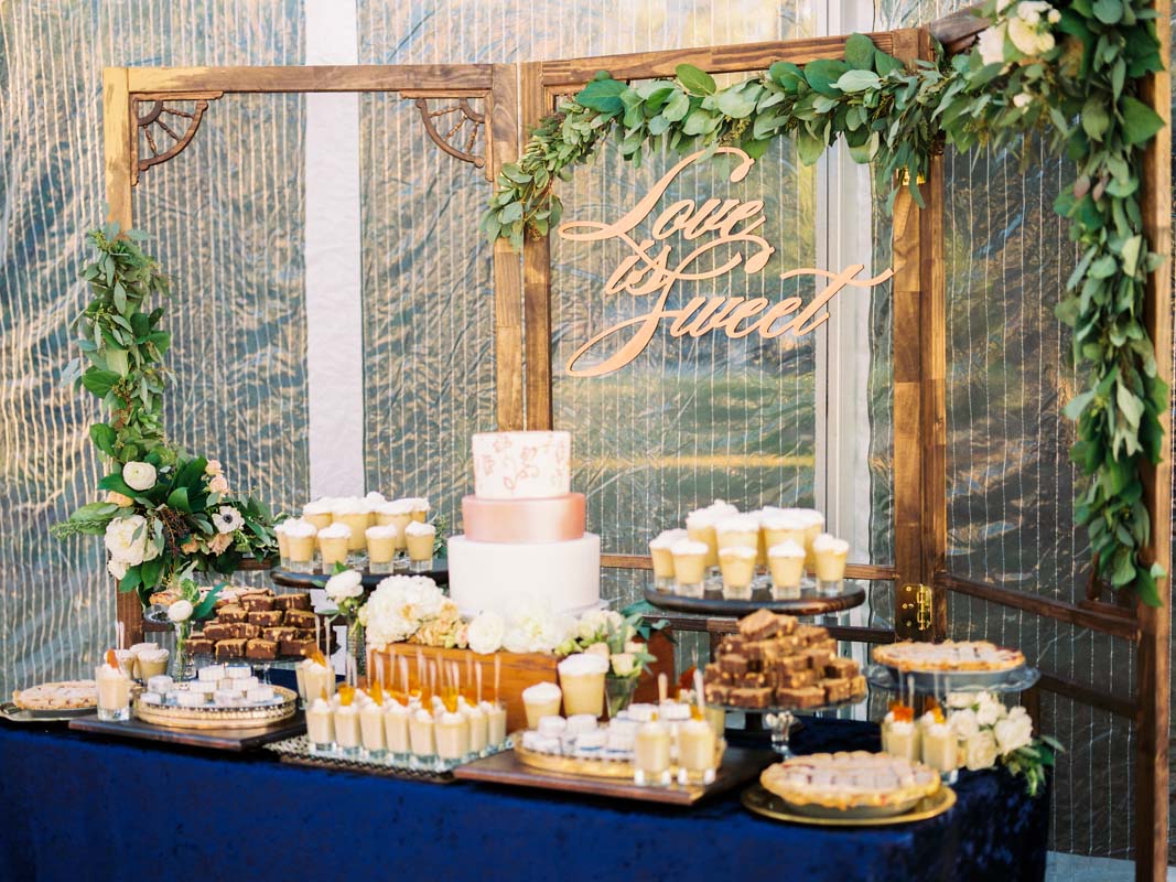 gold-sweets-table-louise-photography-108