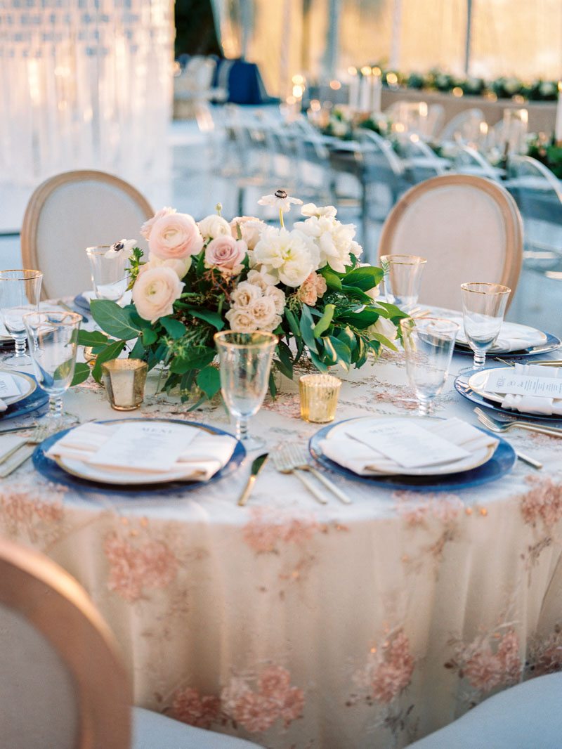 light-pink-gold-table-setting-louise-photography-80