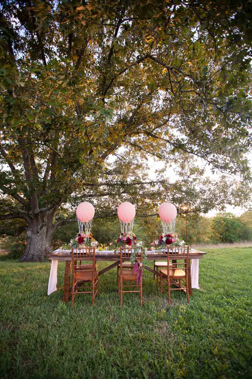 outside-reception-table-pink-chey-photography-sweet-meadow-92