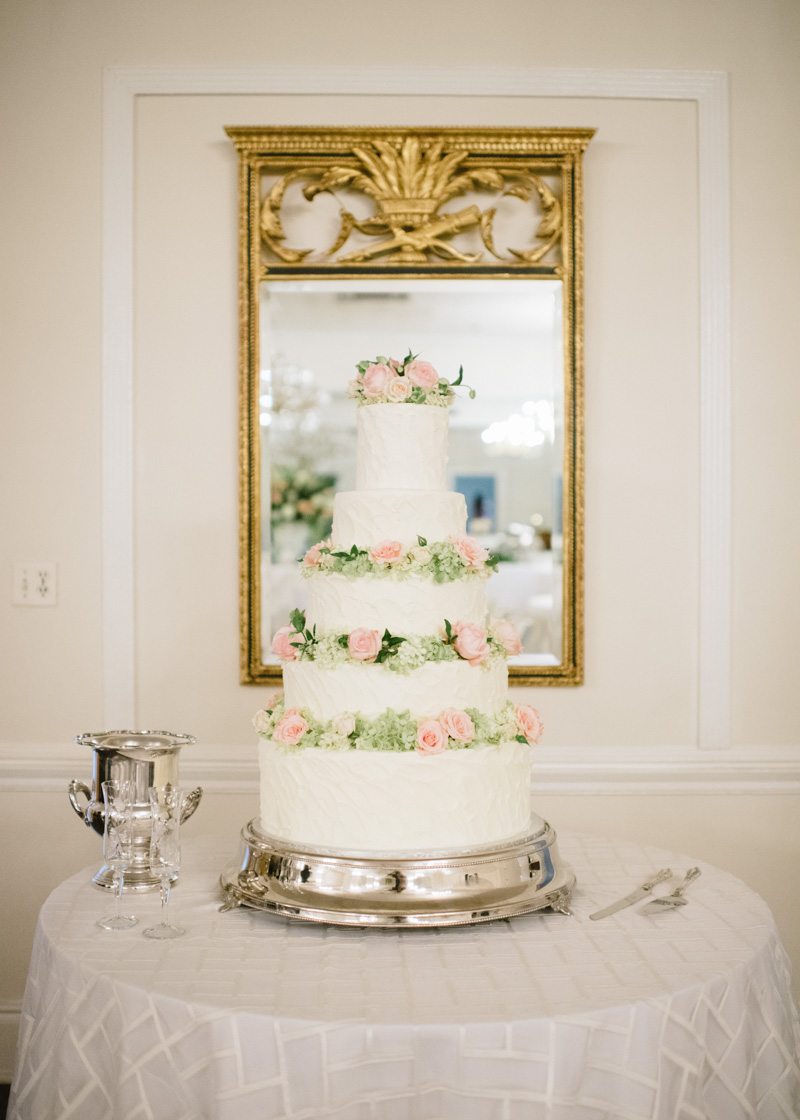tiered-buttercream-wedding-cake-fresh-flowers