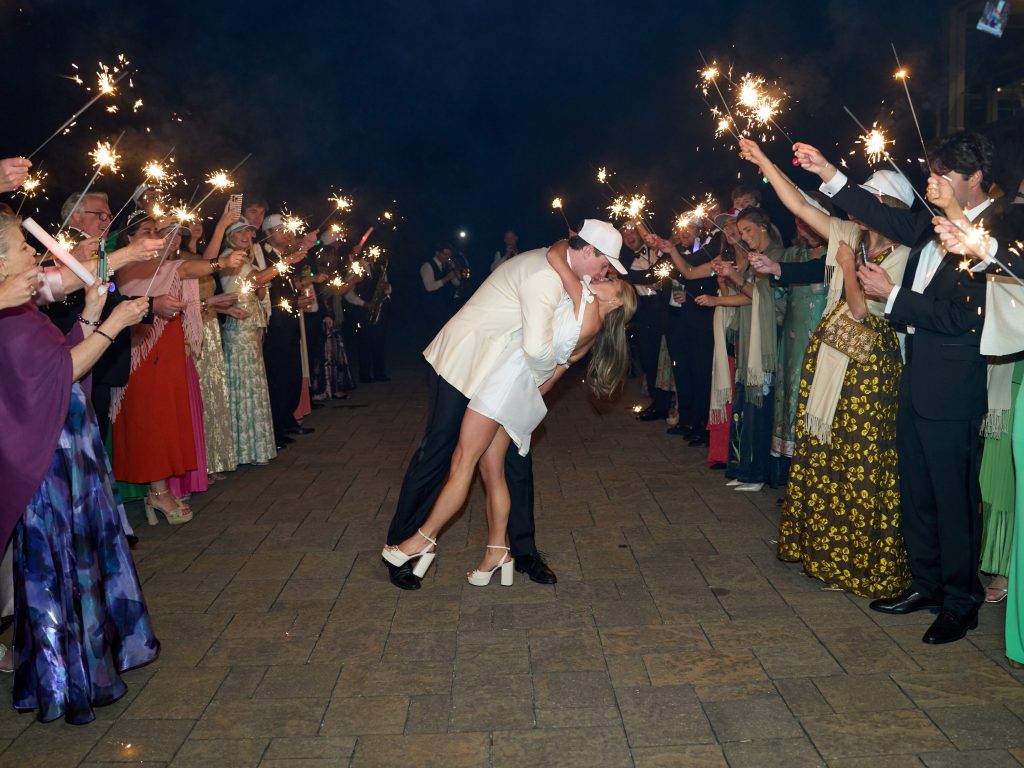 Olivia & Davis’ Verdant & Lush Cherokee Town and Country Club Wedding