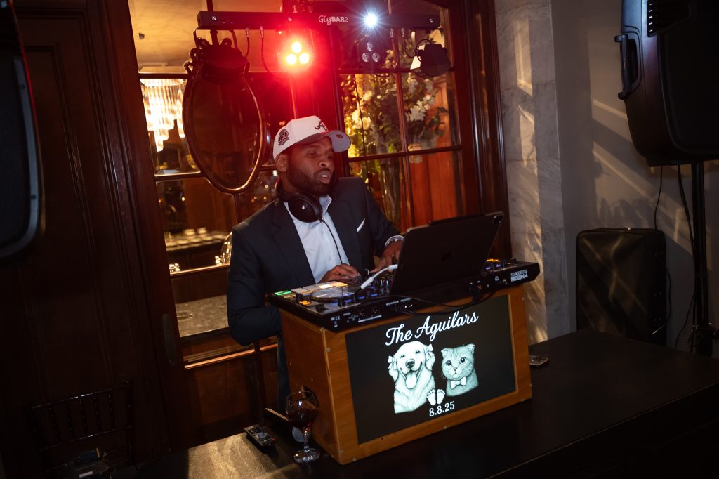 The Tate House_Momo Lux_EM2_1439-930