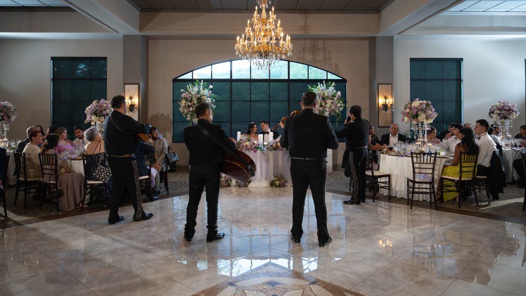 The Tate House_Momo Lux__0Z85461-783